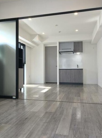 居室・リビング　同タイプのお写真です