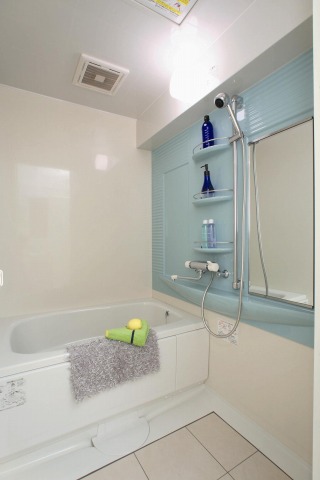 バス・シャワールーム　お風呂です