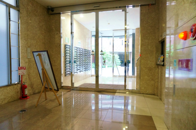 ロビー　ゆとりのあるロビーです