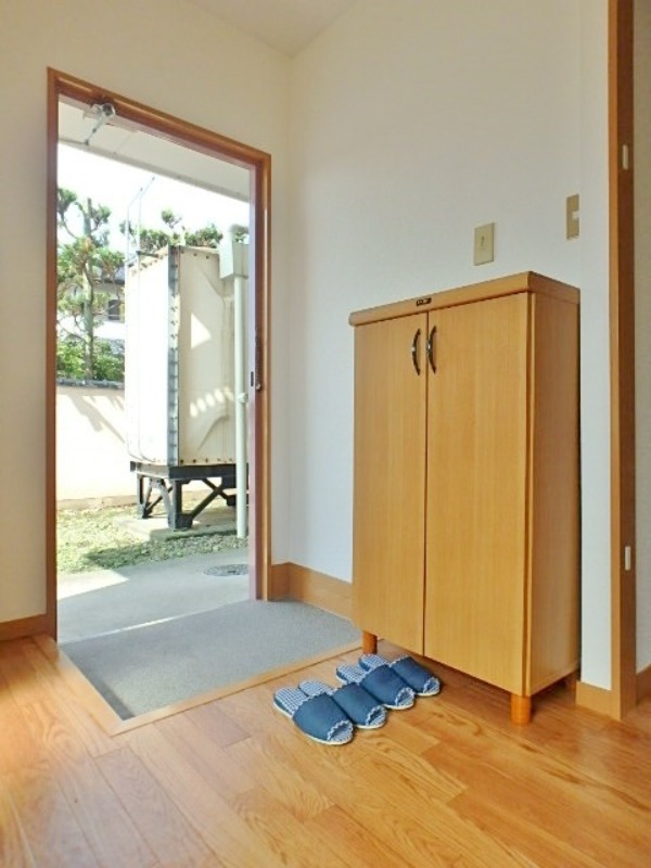 玄関　図面と現状に相違がある場合には現状を優先