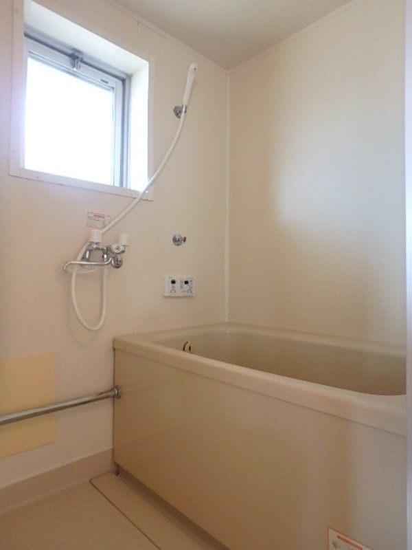 バス・シャワールーム　図面と現状に相違がある場合には現状を優先