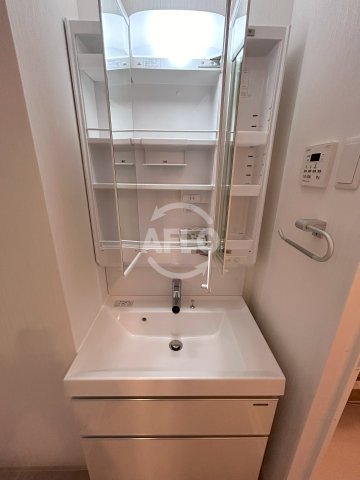 洗面設備　プレジオ松屋町　独立洗面台