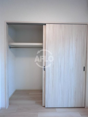 収納　プレジオ松屋町　クローゼット