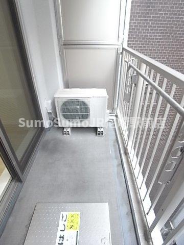 バルコニー　開放的で明るい空間を演出してくれるバルコニーです