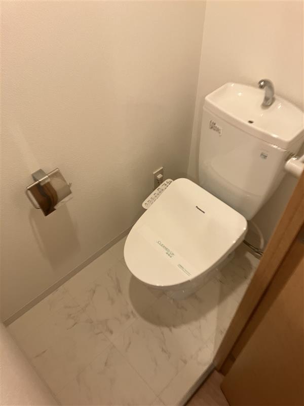 トイレ　※参考写真