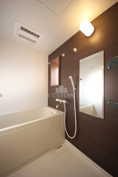 バス・シャワールーム　室内写真は別タイプのものです