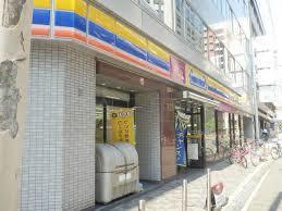 コンビニ　ミニストップ御堂筋本町店（コンビニ）まで141m