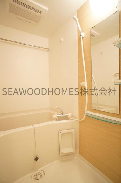 バス・シャワールーム　綺麗なお風呂場で日々の疲れをリフレッシュ♪