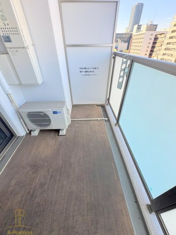 バルコニー　セレニテ難波グランデノール