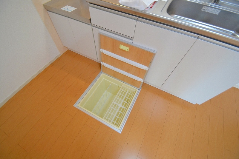 その他　床下収納