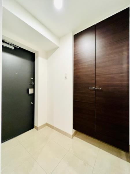 玄関　ゆったりとした玄関です