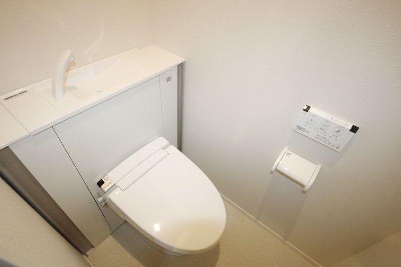 トイレ　トイレ