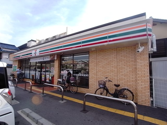コンビニ　セブン－イレブン　芦屋呉川町店（コンビニ）まで342m