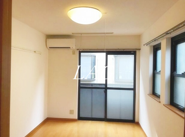 居室・リビング　洋室のお部屋です。