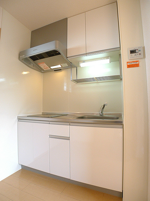 キッチン　独立型のキッチンはシステムキッチン