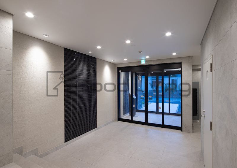 エントランス　エントランス