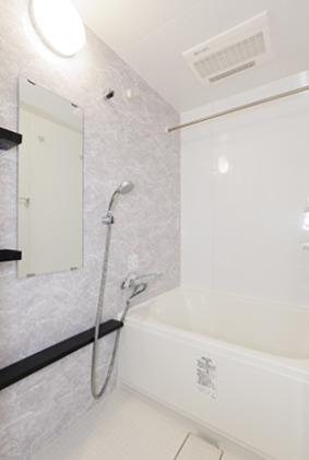 バス・シャワールーム