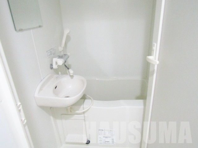 バス・シャワールーム　バスルーム