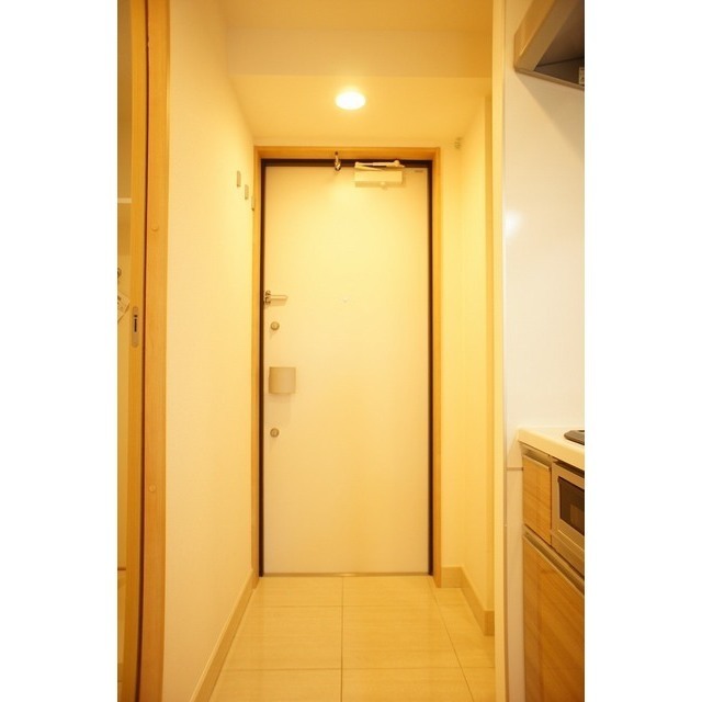 玄関　弊社は都内全域の物件をご紹介可能です！