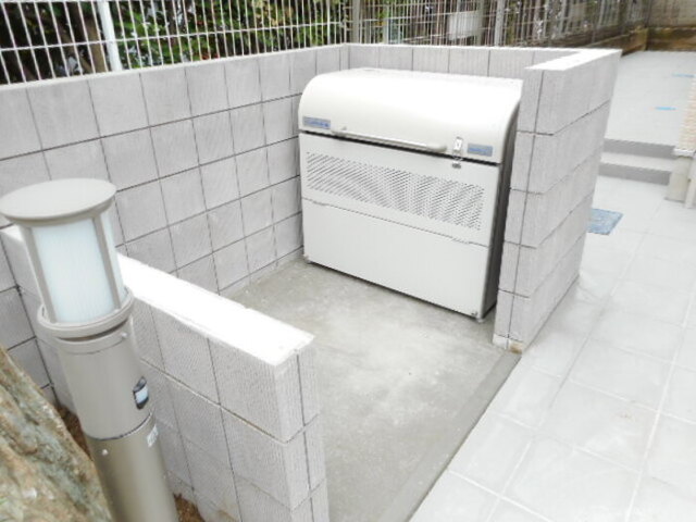 その他共有部分　入居者様専用ゴミストッカー