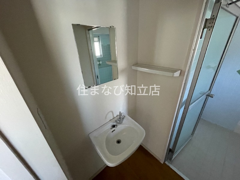 洗面設備　同型別部屋写真