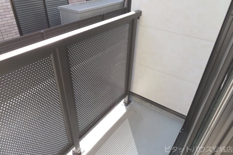 バルコニー　同物件別部屋