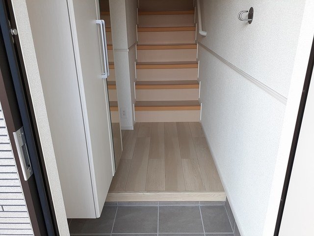 玄関　ゆったりとした玄関です