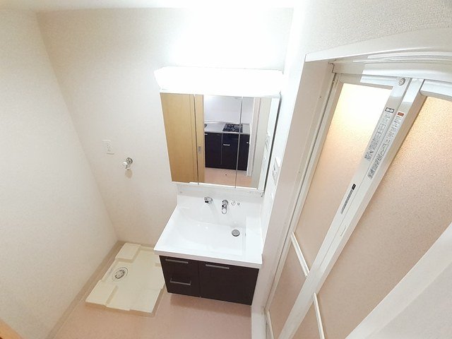 洗面設備　忙しい朝には欠かせない洗面所です