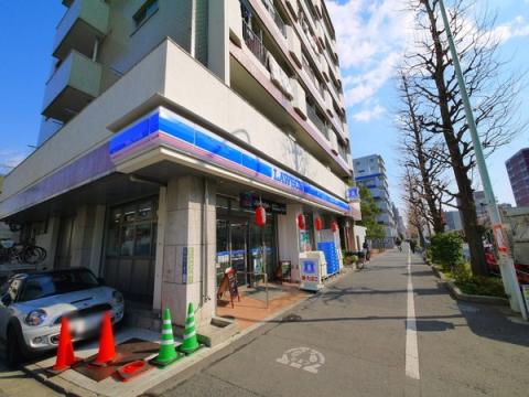 コンビニ　ローソン文京白山五丁目店（コンビニ）まで70m