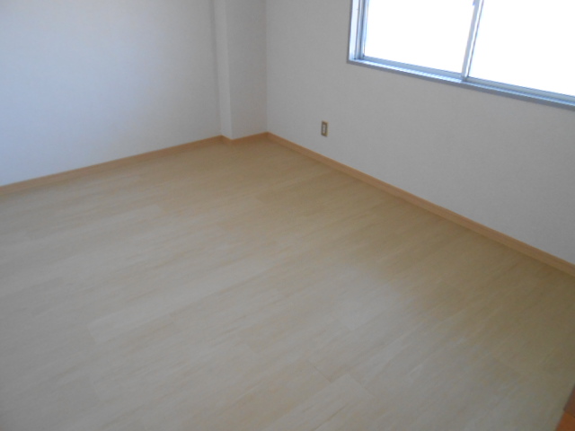 その他部屋・スペース　北側寝室（洋室・５．７畳）