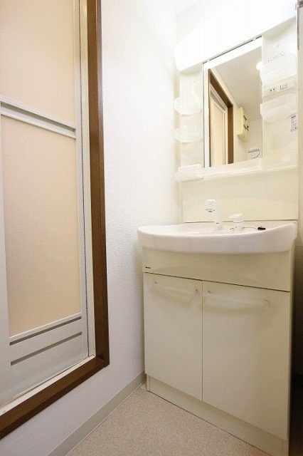 洗面設備　同物件別号室のものです。