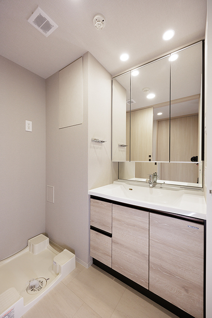 洗面設備　※写真は同タイプ住戸です。