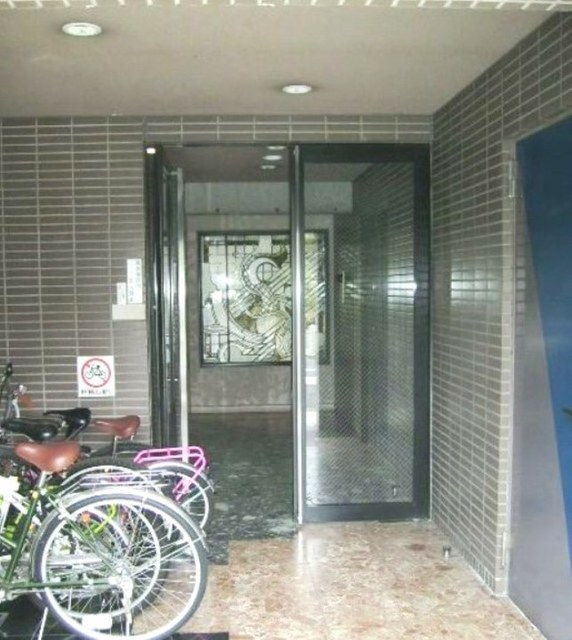 エントランス　エントランス