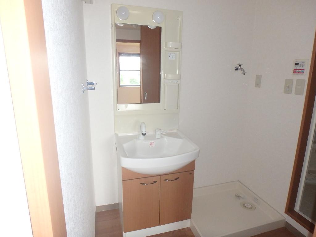 洗面設備　洗髪洗面化粧台