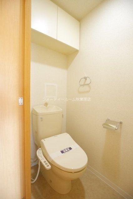 トイレ　別号室参考写真