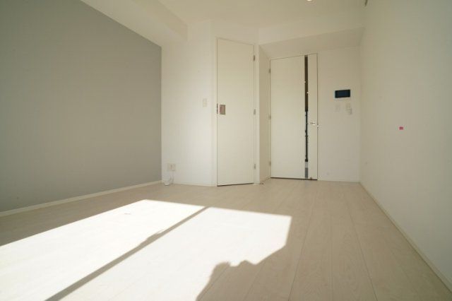 居室・リビング　別号室参考写真