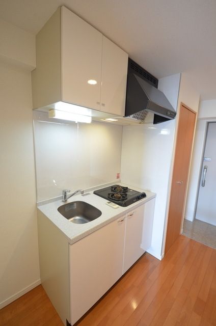 キッチン　♪火力の強い２口ガスコン付き♪