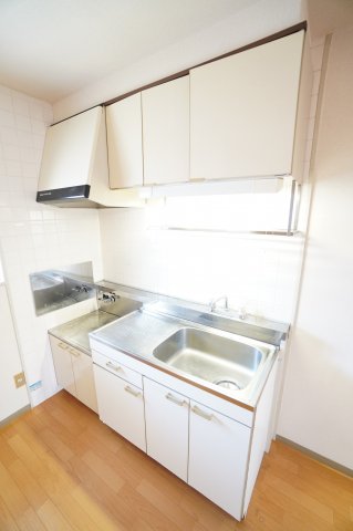 キッチン　※同物件・同タイプの写真です。