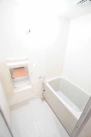 バス・シャワールーム　※同物件・同タイプの写真です。