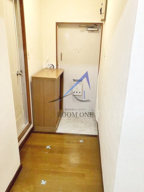 玄関　玄関です。