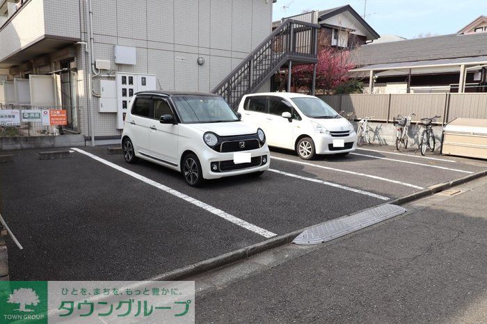 駐車場　駐車場