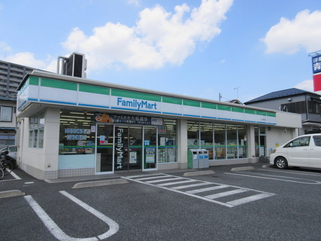 コンビニ　ファミリーマートTKS錦町店（コンビニ）まで579m