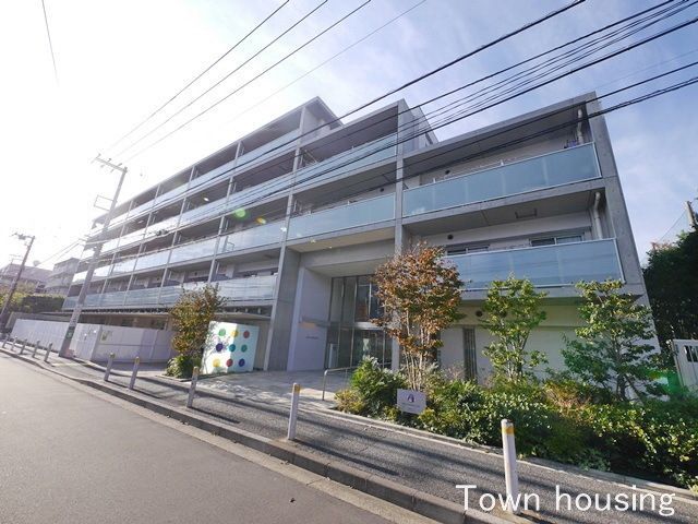 建物外観　★オートロック★