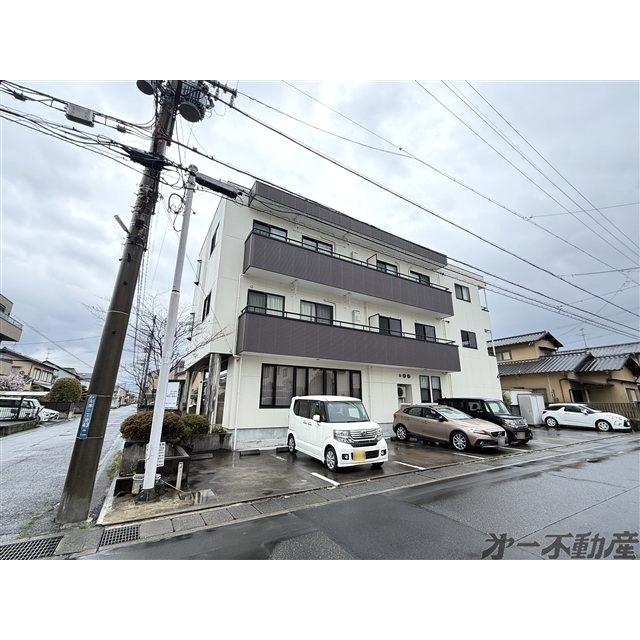 エントランス　建物外観
