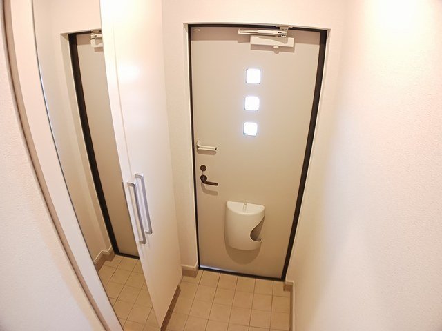 玄関　明るい玄関です
