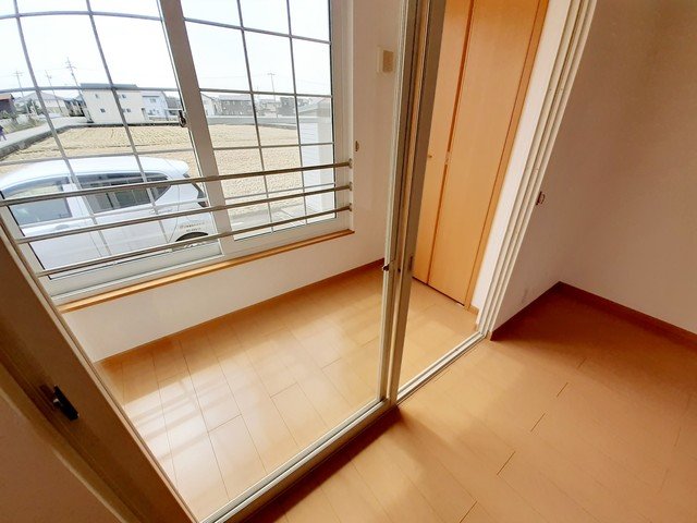 バルコニー　こちらサンルームになります