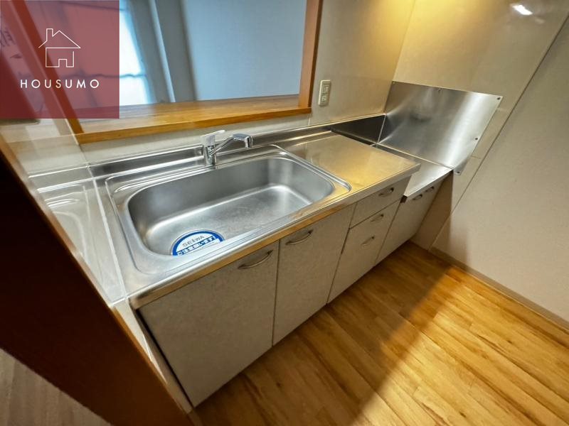 キッチン　同施工会社・同型モデルの室内です。（参考写真・イメージ写真）