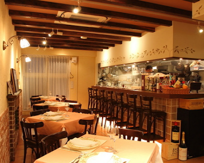 飲食店　TRATTORIA IL PONTE(トラットリア イル ポ（飲食店）まで92m
