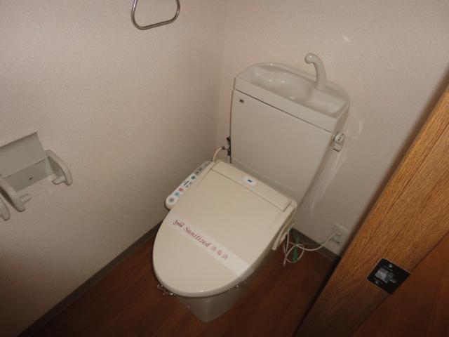 トイレ　シャワー付トイレ