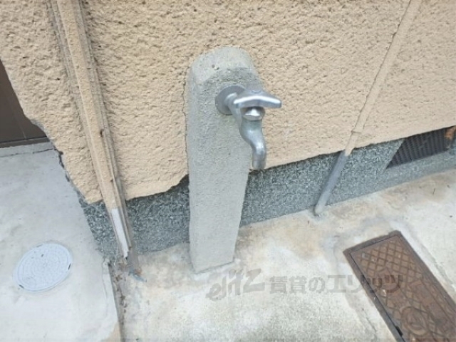 その他共有部分　玄関前水道